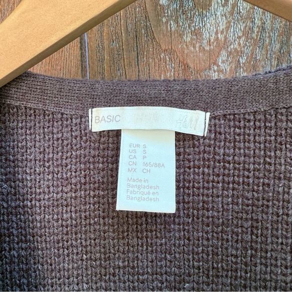 H&M Women’s Gray Sweater Basic Long Length Cardigan Size Small - Picture 2 of 13